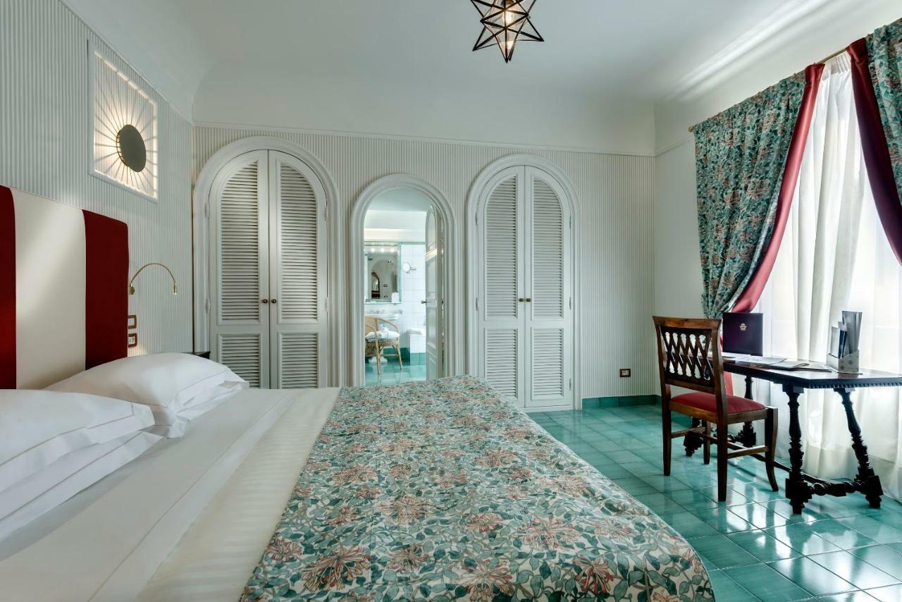 Augustus Lido Hotel Forte dei Marmi Exterior photo